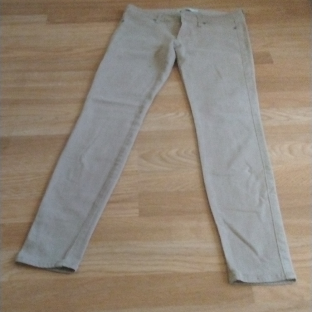Skinny jeans
